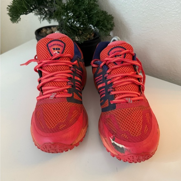 Brooks Women's Red Athletic Shoes - Picture 3 of 6